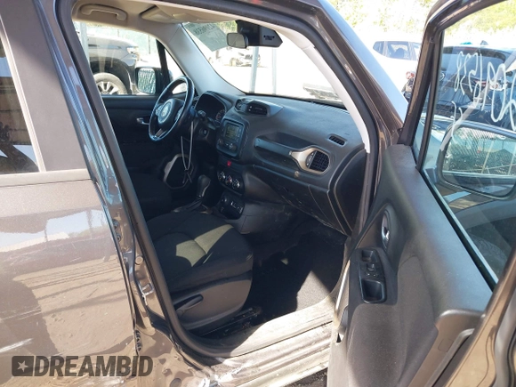 2017 Jeep Renegade Latitude z VIN ZACCJBBB8HPF61752, wystawiony jako IAAI lot #42096538 z przebiegiem 97 204 mil mil oraz . Historia ofert i sprzedaży dostępna na DreamBid. Obrazek 5.