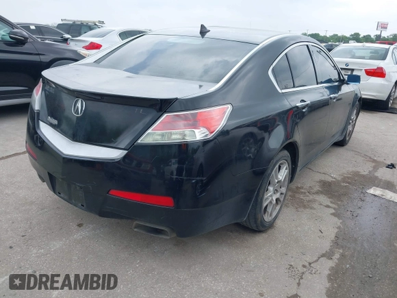 2009 Acura TL Tech with VIN 19UUA86579A015247, listed as a IAAI auction lot 41940650 with 227,334 mi miles. Bid and sale history available at carsss.com. Image 4.
