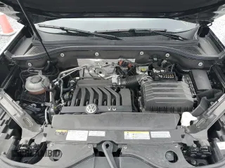 2021 Volkswagen Atlas SEL Premium R-Line with VIN 1V2FE2CA5MC224413, listed as a Copart auction lot 87508645 with 39,186 mi miles and Salvage title. Bid and sale history available at DreamBid. Image 12.