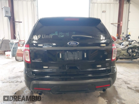 2013 Ford Police Interceptor Utility z VIN 1FM5K8AR0DGC63240, wystawiony jako IAAI lot #41955285 z przebiegiem 235 563 mil mil oraz . Historia ofert i sprzedaży dostępna na DreamBid. Obrazek 17.