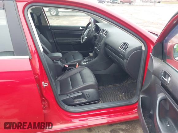 2010 Volkswagen Jetta TDI z VIN 3VWPL7AJ8AM694387, wystawiony jako IAAI lot #41955057 z przebiegiem 222 994 mil mil oraz . Historia ofert i sprzedaży dostępna na DreamBid. Obrazek 5.