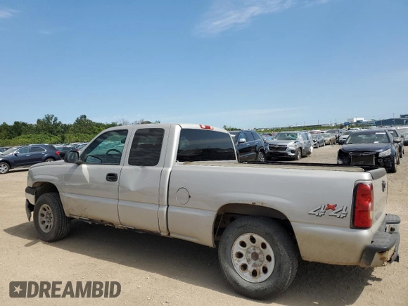 2005 Chevrolet Silverado 1500 with VIN 1GCEK19V35E189838, listed as a Copart auction lot 67651894 with 69,679 mi miles and Salvage Title. Bid and sale history available at carsss.com. Image 2.