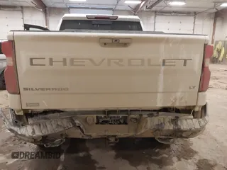 2021 Chevrolet Silverado 1500 LT Trail Boss with VIN 3GCPYFED9MG231471, listed as a IAAI auction lot 41502147 with 74,308 mi miles and . Bid and sale history available at DreamBid. Image 17.