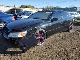 1993 Lexus GS 300 z VIN JT8JS47E2P0046932, wystawiony jako Copart lot #74985274 z przebiegiem 208 946 mil mil oraz Szkody całkowita. Historia ofert i sprzedaży dostępna na DreamBid. Obrazek 1.