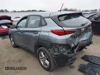 2021 Hyundai Kona SE with VIN KM8K12AA5MU645651, listed as a IAAI auction lot 41515816 with 83,263 mi miles. Bid and sale history available at carsss.com. Image 3.