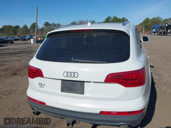 2013 Audi Q7 Premium Plus z VIN WA1LGAFE7DD000118, wystawiony jako IAAI lot #42061733 z przebiegiem 126 673 mil mil oraz . Historia ofert i sprzedaży dostępna na DreamBid. Obrazek 16.