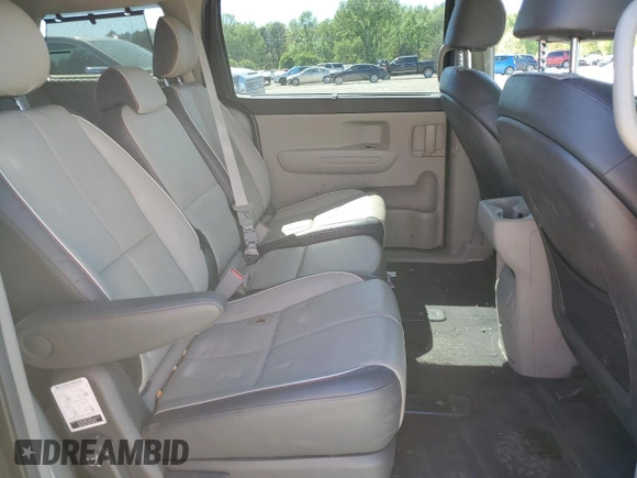 2017 Kia Sedona LX with VIN KNDMB5C16H6319926, listed as a Copart auction lot 53259925 with 107,398 mi miles and Salvage Title. Bid and sale history available at DreamBid. Image 11.
