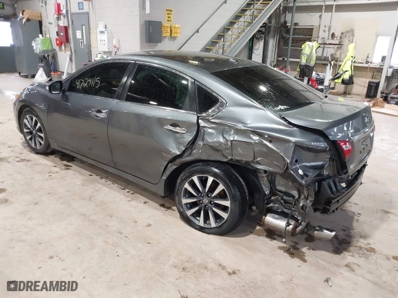2017 Nissan Altima 2.5 SR with VIN 1N4AL3AP1HC184308, listed as a IAAI auction lot 41729115 with 155,018 mi miles. Bid and sale history available at carsss.com. Image 3.