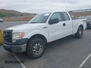 2014 Ford F-150 XL with VIN 1FTFX1CF3EKF95627, listed as a IAAI auction lot 42042775 with 208,405 mi miles and . Bid and sale history available at DreamBid. Image 17.