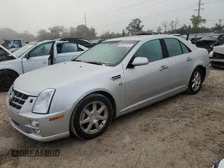 2011 Cadillac STS RWD z VIN 1G6DW6ED4B0162704, wystawiony jako Copart lot #68513474 z przebiegiem 105 166 mil mil oraz Szkoda całkowita • Salvage title. Historia ofert i sprzedaży dostępna na DreamBid. Obrazek 1.
