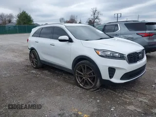 2019 Kia Sorento LX with VIN 5XYPG4A30KG524272, listed as a IAAI auction lot 41786623 with 124,942 mi miles and . Bid and sale history available at carsss.com. Image 1.
