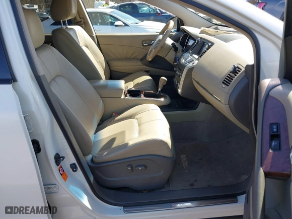 2009 Nissan Murano SL with VIN JN8AZ18W19W113804, listed as a IAAI auction lot 41802043 with 107,803 mi miles. Bid and sale history available at carsss.com. Image 5.