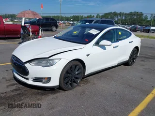 2013 Tesla Model S Performance с VIN 5YJSA1CP1DFP06681, выставлен на аукционе IAAI как лот 42438892 с пробегом 108 926 миль миль и . История ставок и продаж доступна на DreamBid. Изображение 2.