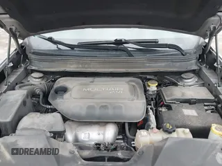 2019 Jeep Cherokee Latitude with VIN 1C4PJMCB9KD214299, listed as a IAAI auction lot 41689632 with 151,786 mi miles. Bid and sale history available at carsss.com. Image 10.