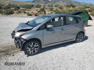 2015 Nissan Note SR z VIN 3N1CE2CP4FL389954, wystawiony jako Copart lot #57850605 z przebiegiem Nie podano mil oraz Szkoda całkowita • Salvage title. Historia ofert i sprzedaży dostępna na DreamBid. Obrazek 1.