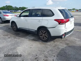 2017 Mitsubishi Outlander SE with VIN JA4AD3A30HZ025100, listed as a IAAI auction lot 42423429 with 205,827 mi miles and . Bid and sale history available at DreamBid. Image 3.