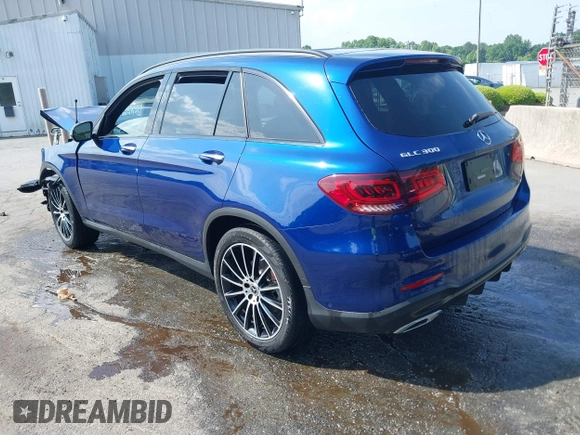 2020 Mercedes-Benz GLC with VIN WDC0G8EB1LF705695, listed as a IAAI auction lot 39381915 with 14,364 mi miles. Bid and sale history available at carsss.com. Image 3.