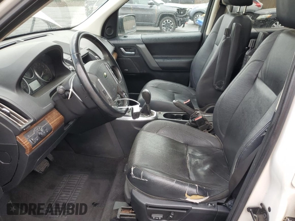 2009 Land Rover LR2 HSE with VIN SALFR24NX9H119067, listed as a Copart auction lot 50833565 with 177,234 mi miles and Clean title. Bid and sale history available at DreamBid. Image 7.