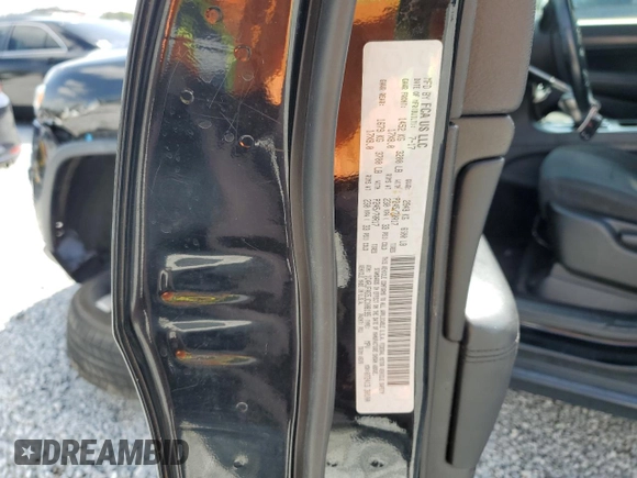 2018 Jeep Grand Cherokee Laredo with VIN 1C4RJFAG5JC108195, listed as a Copart auction lot 60360425 with 78,111 mi miles and Salvage title. Bid and sale history available at DreamBid. Image 13.