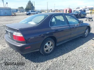 1997 Honda Accord Special Edition with VIN 1HGCD5600VA216259, listed as a IAAI auction lot 41856616 with 203,326 mi miles and . Bid and sale history available at carsss.com. Image 4.