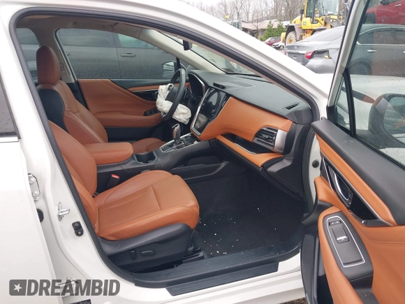 2021 Subaru Legacy Touring XT z VIN 4S3BWGP6XM3010551, wystawiony jako IAAI lot #42000181 z przebiegiem 68 351 mil mil oraz . Historia ofert i sprzedaży dostępna na DreamBid. Obrazek 5.