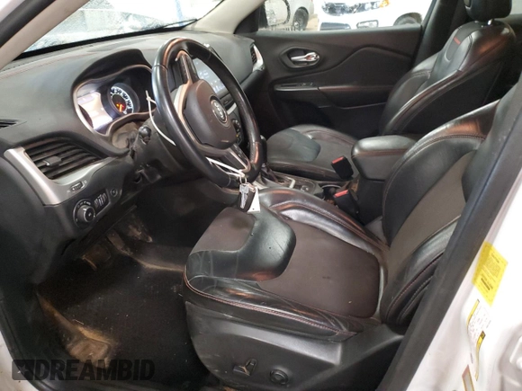 2015 Jeep Cherokee Trailhawk with VIN 1C4PJMBS6FW572245, listed as a Copart auction lot 51992855 with 150,719 mi miles and Clean title. Bid and sale history available at DreamBid. Image 7.