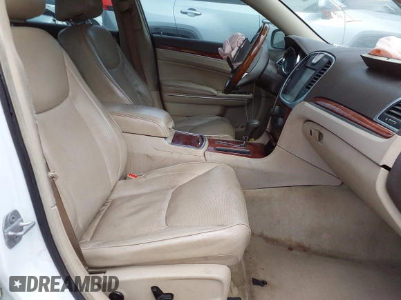2011 Chrysler 300 with VIN 2C3CA6CT2BH537877, listed as a IAAI auction lot 41405184 with 212,027 mi miles. Bid and sale history available at carsss.com. Image 5.
