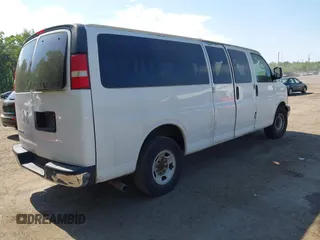 2011 Chevrolet Express Passenger 1LT with VIN 1GAZG1FG7B1171122, listed as a IAAI auction lot 42185185 with 262,837 mi miles and . Bid and sale history available at DreamBid. Image 4.