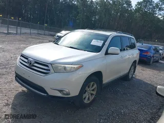 2013 Toyota Highlander with VIN 5TDBK3EH9DS259060, listed as a IAAI auction lot 41568241 with 189,018 mi miles. Bid and sale history available at carsss.com. Image 18.
