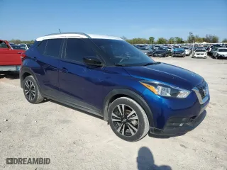 2018 Nissan Kicks SV with VIN 3N1CP5CU6JL520747, listed as a Copart auction lot 52499745 with 27,674 mi miles and Salvage Title. Bid and sale history available at carsss.com. Image 4.