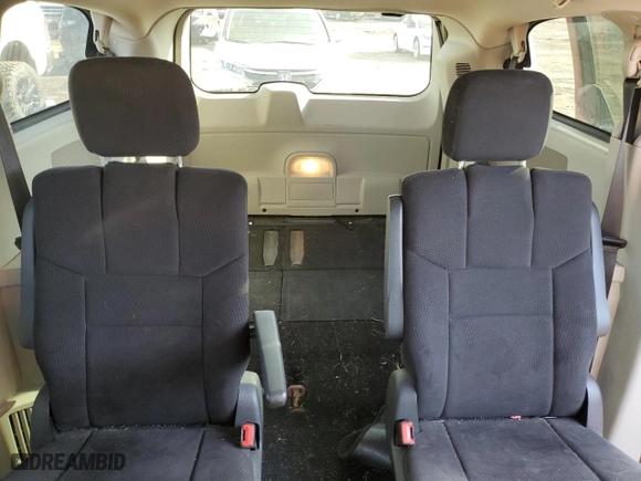 2011 Dodge Grand Caravan Mainstreet with VIN 2D4RN3DG8BR658758, listed as a Copart auction lot 48673175 with 178,477 mi miles and Clean Title. Bid and sale history available at carsss.com. Image 10.