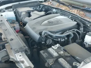 2022 Toyota Tacoma SR with VIN 3TMCZ5AN2NM480833, listed as a IAAI auction lot 42755925 with 37,209 mi miles and . Bid and sale history available at DreamBid. Image 19.