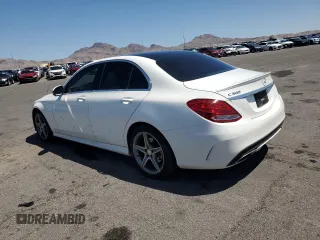 2016 Mercedes-Benz C 300 Luxury z VIN 55SWF4KB6GU138229, wystawiony jako Copart lot #55850125 z przebiegiem 122 107 mil mil oraz Szkoda całkowita • Salvage title. Historia ofert i sprzedaży dostępna na DreamBid. Obrazek 2.