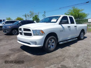 2018 Ram 1500 Tradesman с VIN 1C6RR6FG6JS341159, выставлен на аукционе IAAI как лот 42046090 с пробегом 108 083 миль миль и . История ставок и продаж доступна на DreamBid. Изображение 2.