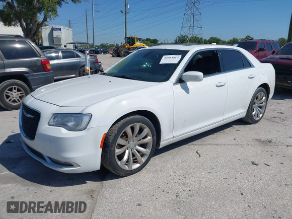 2018 Chrysler 300 Touring z VIN 2C3CCAAG9JH262459, wystawiony jako IAAI lot #42063815 z przebiegiem 135 472 mil mil oraz . Historia ofert i sprzedaży dostępna na DreamBid. Obrazek 17.