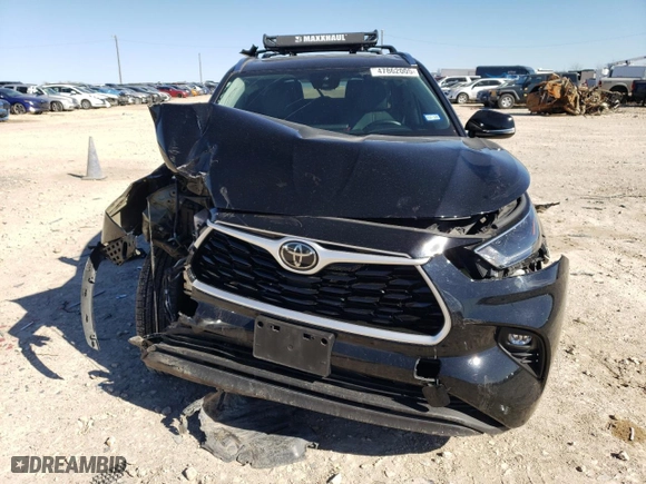 2021 Toyota Highlander XLE with VIN 5TDGZRAH7MS048515, listed as a Copart auction lot 47862005 with 88,618 mi miles and Salvage Title. Bid and sale history available at carsss.com. Image 5.