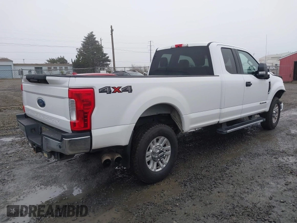 2018 Ford F-350 с VIN 1FT7X3BT4JEB83068, выставлен на аукционе IAAI как лот 41337896 с пробегом 200 841 миль миль и . История ставок и продаж доступна на DreamBid. Изображение 4.