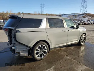 2024 Kia Carnival EX with VIN KNDNC5H33R6385864, listed as a Copart auction lot 80897444 with 12,017 mi miles and Salvage Title. Bid and sale history available at carsss.com. Image 3.