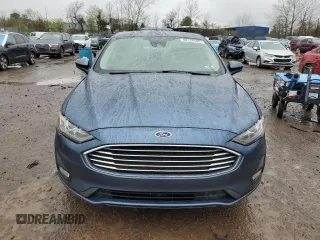 2019 Ford Fusion SE with VIN 3FA6P0HD6KR228591, listed as a Copart auction lot 52126565 with 35,012 mi miles and Salvage Title. Bid and sale history available at carsss.com. Image 5.