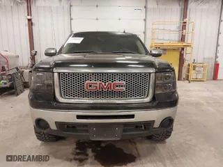 2011 GMC Sierra 1500 SLE with VIN 3GTP1VE08BG100816, listed as a IAAI auction lot 41768212 with 249,109 mi miles. Bid and sale history available at carsss.com. Image 12.