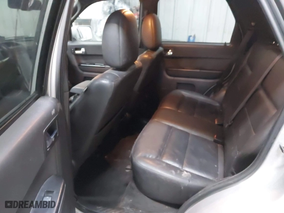 2009 Ford Escape Limited with VIN 1FMCU94G29KC05247, listed as a IAAI auction lot 41417395 with 204,256 mi miles. Bid and sale history available at carsss.com. Image 8.
