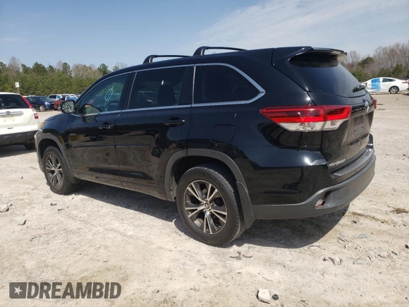 2017 Toyota Highlander LE with VIN 5TDBZRFH1HS454380, listed as a Copart auction lot 49449085 with 151,807 mi miles and Salvage title. Bid and sale history available at DreamBid. Image 2.