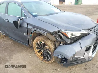 2020 Lexus UX 250h with VIN JTHP9JBH5L2023035, listed as a IAAI auction lot 41226475 with 40,901 mi miles and . Bid and sale history available at DreamBid. Image 6.