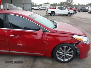 2015 Hyundai Azera with VIN KMHFG4JG1FA488009, listed as a IAAI auction lot 41864544 with 99,358 mi miles and . Bid and sale history available at carsss.com. Image 6.