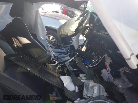 2021 Toyota RAV4 Hybrid XSE с VIN 4T3E6RFV3MU055183, выставлен на аукционе IAAI как лот 42175980 с пробегом Не указан миль и . История ставок и продаж доступна на DreamBid. Изображение 5.