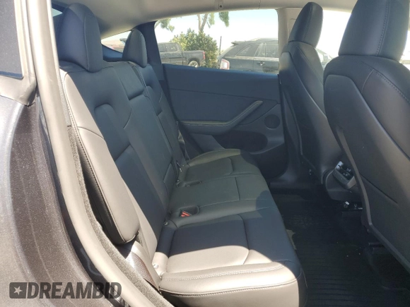 2024 Tesla Model Y Long Range с VIN 7SAYGDEE1RF060140, выставлен на аукционе Copart как лот 60923445 с пробегом 12 765 миль миль и Списание • Salvage title. История ставок и продаж доступна на DreamBid. Изображение 10.
