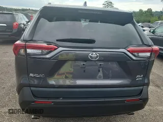 2022 Toyota RAV4 XLE with VIN 2T3P1RFV5NC282921, listed as a IAAI auction lot 42840420 with 43,470 mi miles and . Bid and sale history available at DreamBid. Image 22.