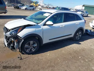 2022 Kia Niro Plug-In Hybrid LXS with VIN KNDCM3LD7N5518599, listed as a IAAI auction lot 41813368 with 55,651 mi miles. Bid and sale history available at carsss.com. Image 17.