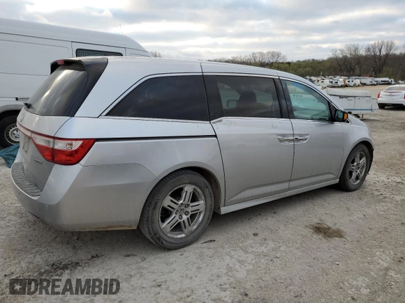 2012 Honda Odyssey Touring with VIN 5FNRL5H93CB114322, listed as a Copart auction lot 50516135 with 300,071 mi miles and Salvage Title. Bid and sale history available at carsss.com. Image 3.