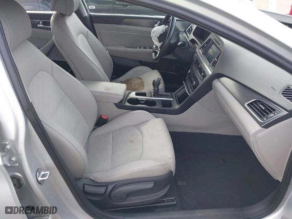 2016 Hyundai Sonata 2.4L Sport with VIN 5NPE34AF8GH430668, listed as a IAAI auction lot 41919880 with 66,176 mi miles. Bid and sale history available at carsss.com. Image 5.
